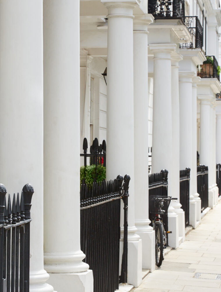 London Property Agent specialising in white stucco fronted buildings in Kensington